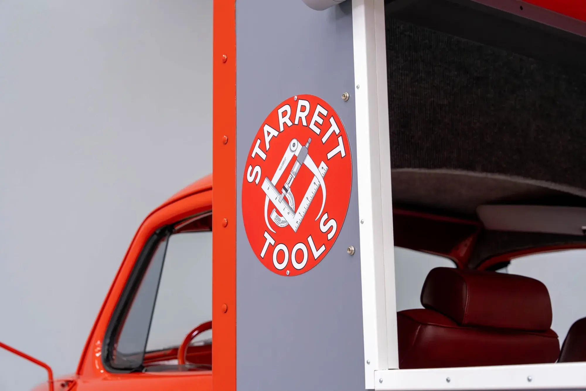 1952 Studebaker 2R5 Cargo Truck