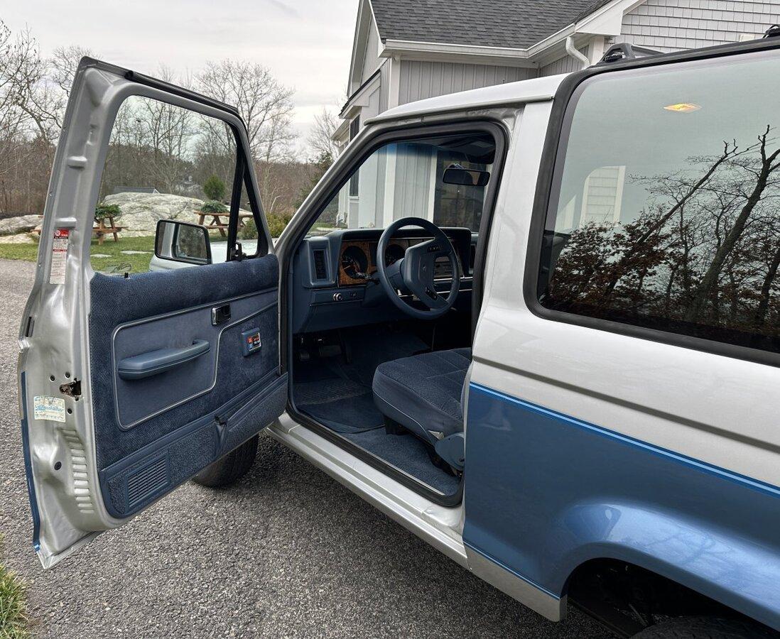 29k-Mile 1988 Ford Bronco II XLT 4×4