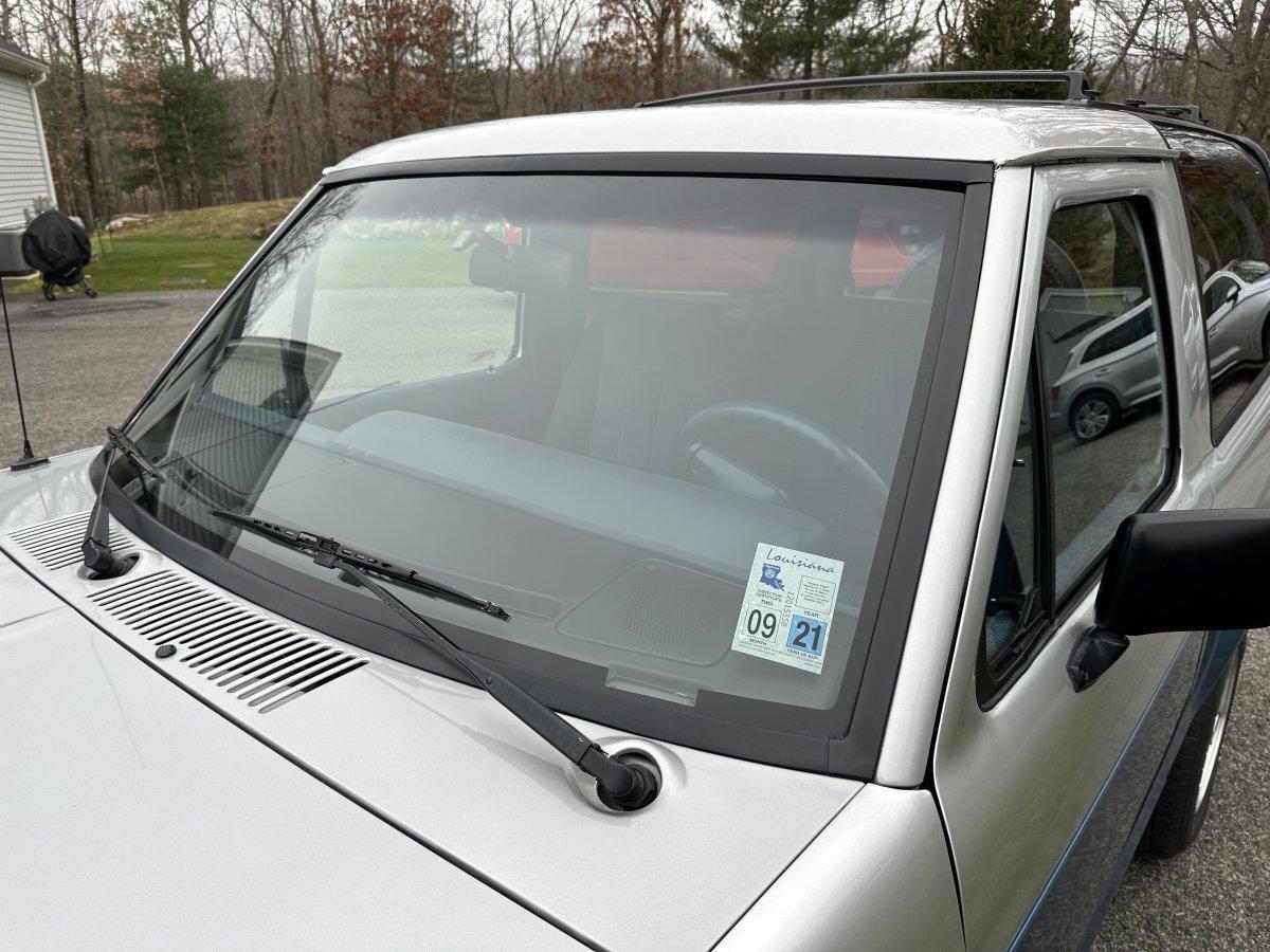 29k-Mile 1988 Ford Bronco II XLT 4×4
