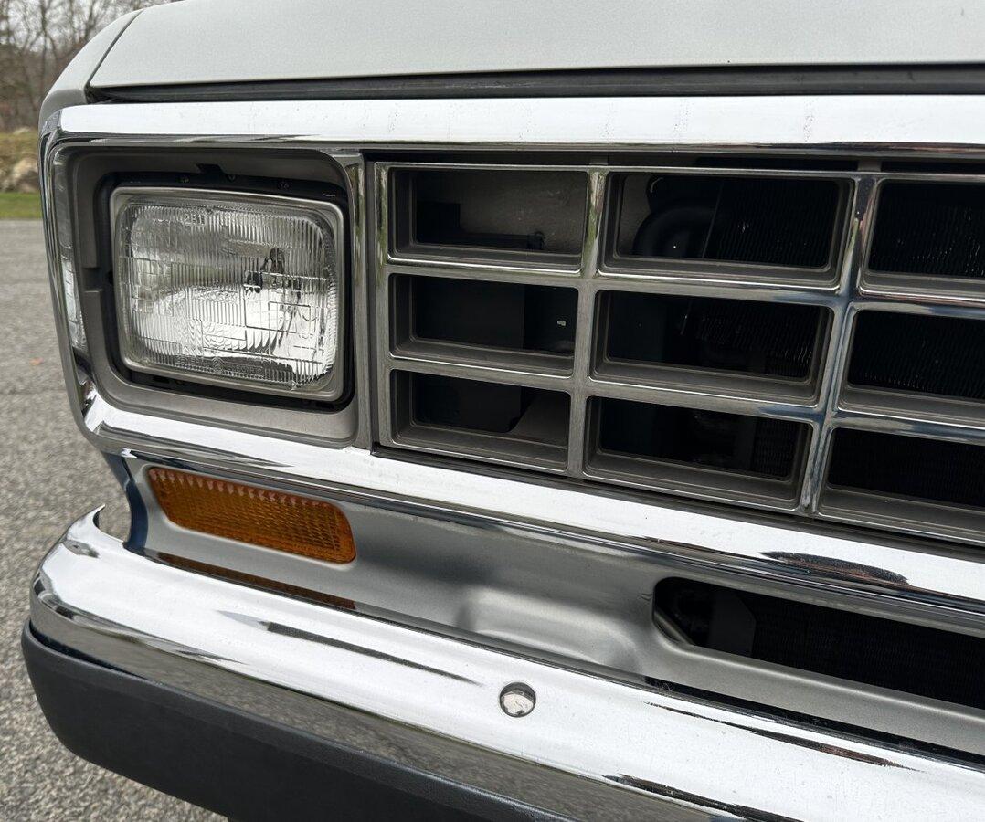 29k-Mile 1988 Ford Bronco II XLT 4×4