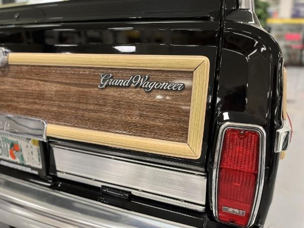 1990 Jeep Grand Wagoneer