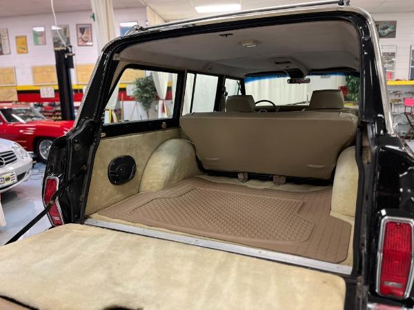 1990 Jeep Grand Wagoneer