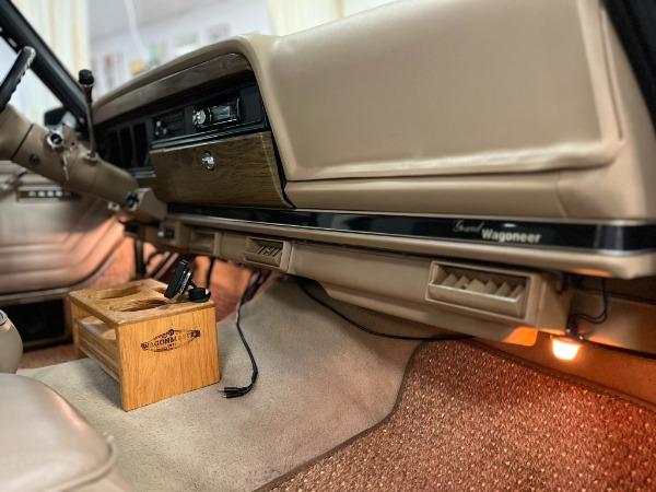 1990 Jeep Grand Wagoneer