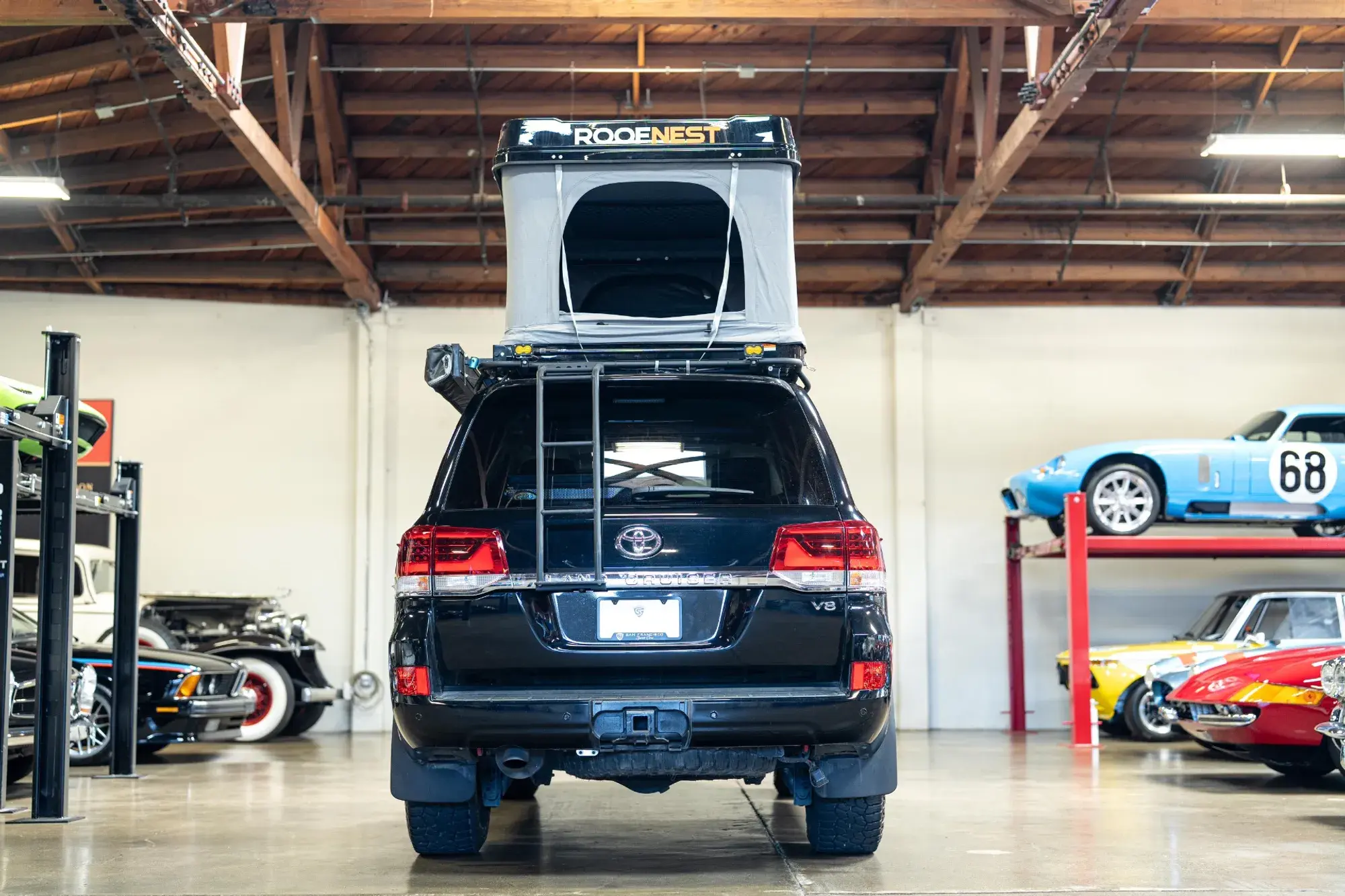 2019 Toyota Land Cruiser