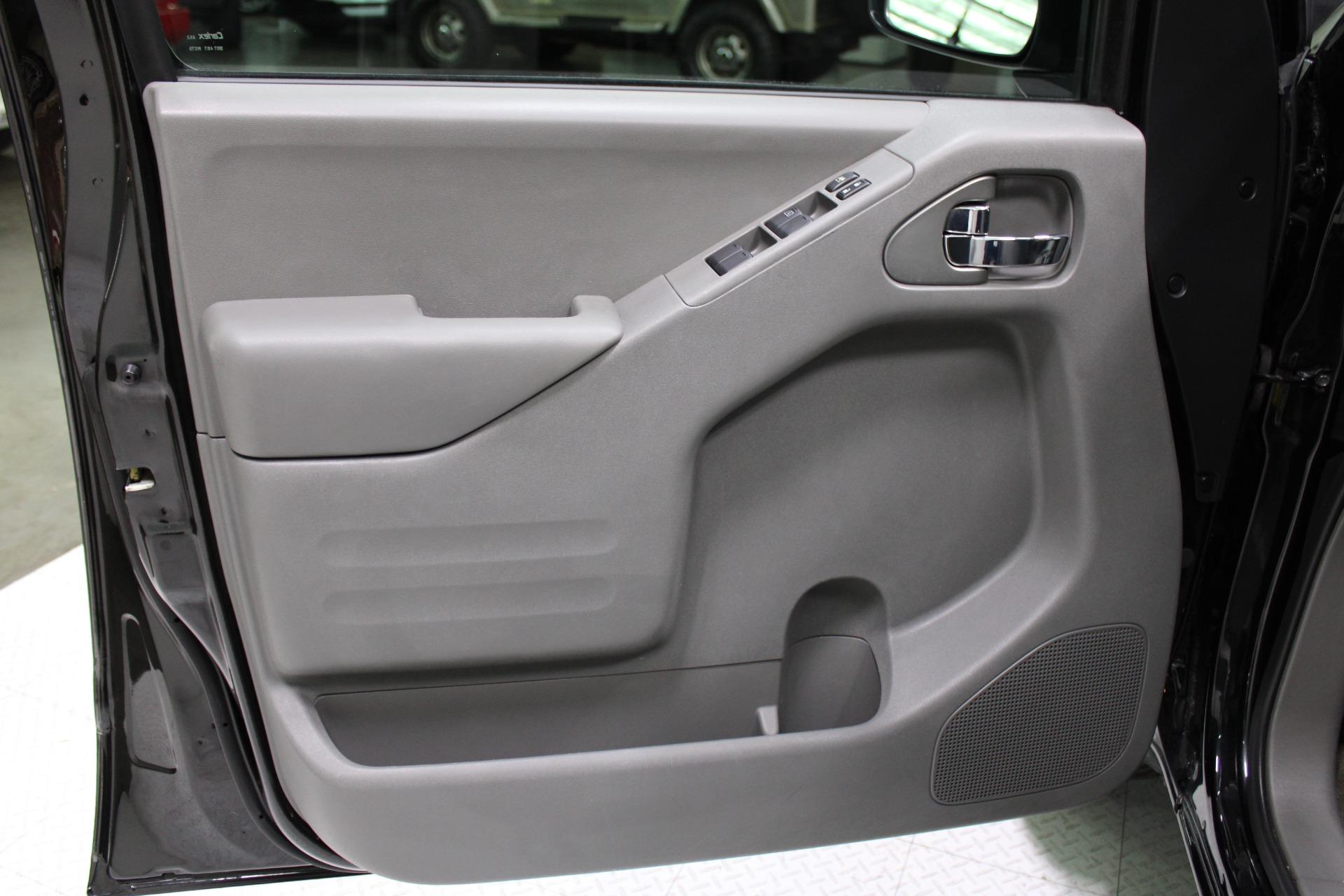 2016 Nissan Frontier SV