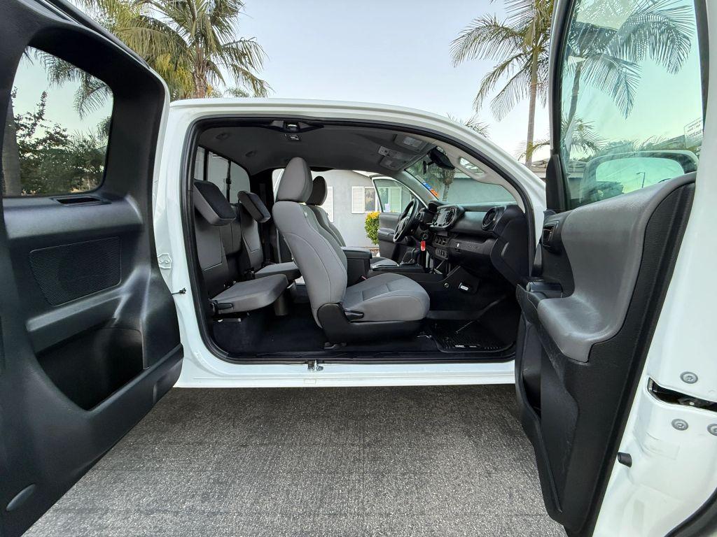 2022 Toyota Tacoma SR5