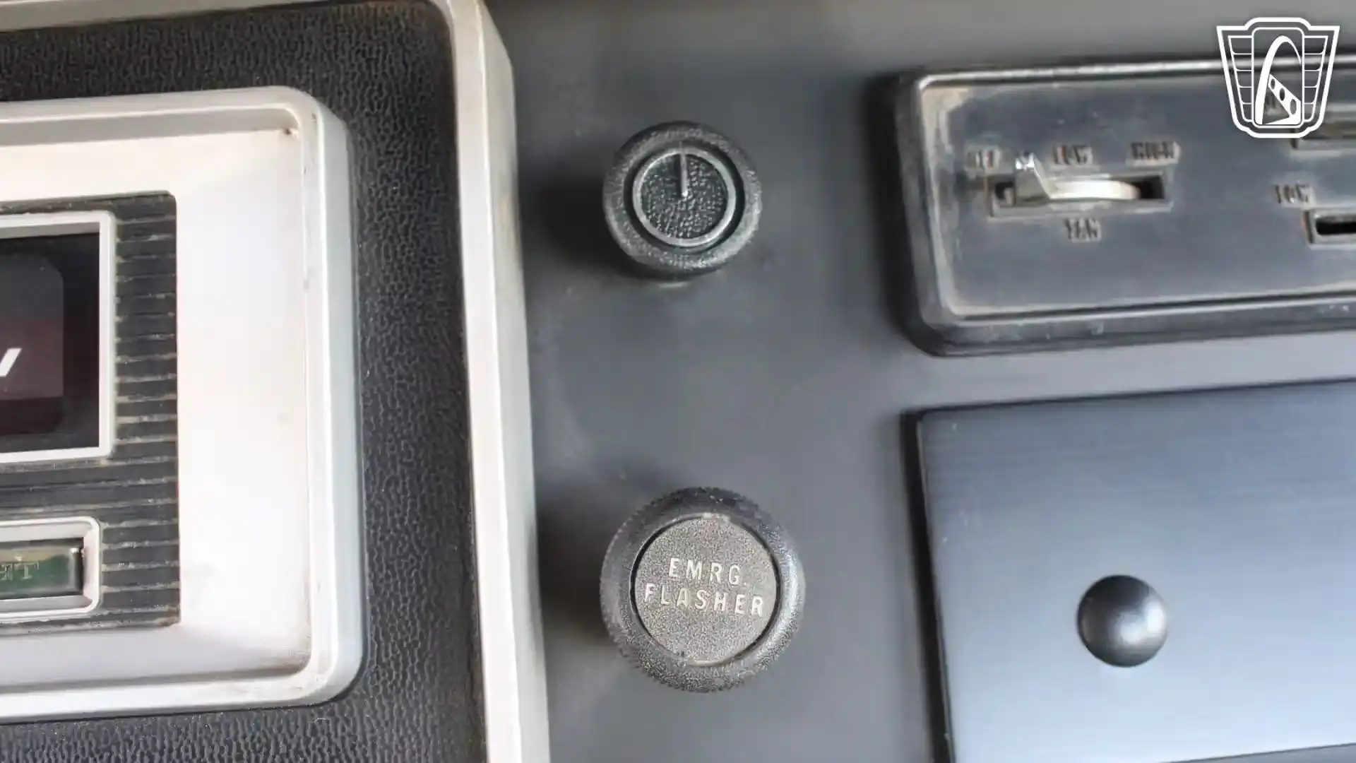 1971 Dodge Power Wagon 4x4 Flatbed