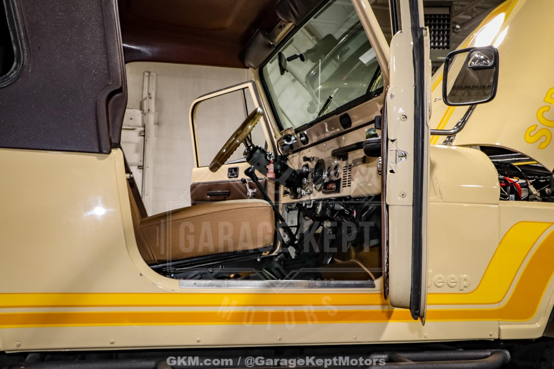 1982 Jeep CJ-8 Scrambler