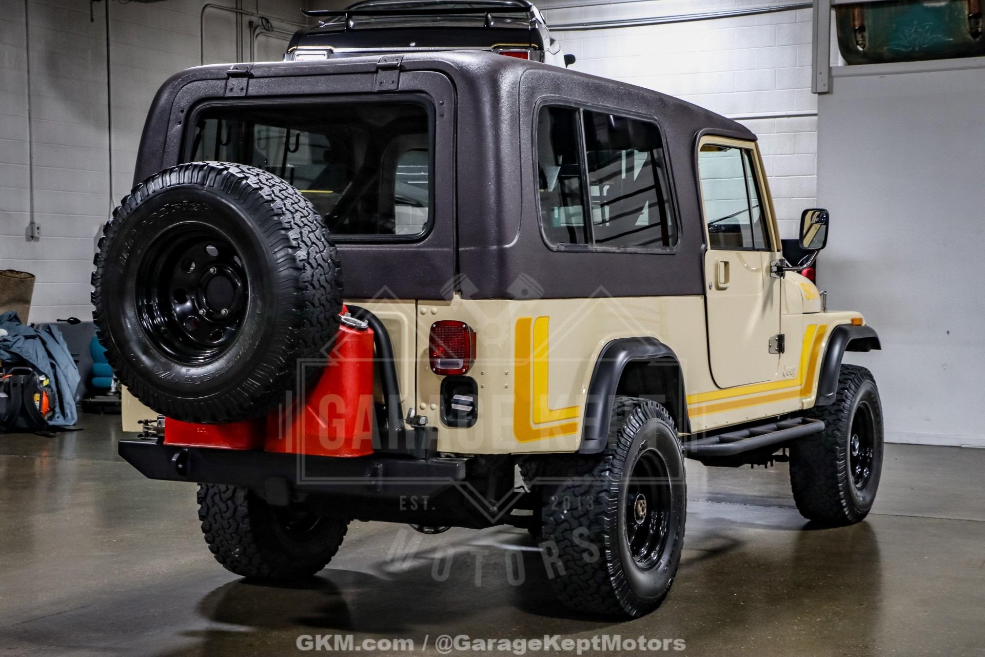 1982 Jeep CJ-8 Scrambler