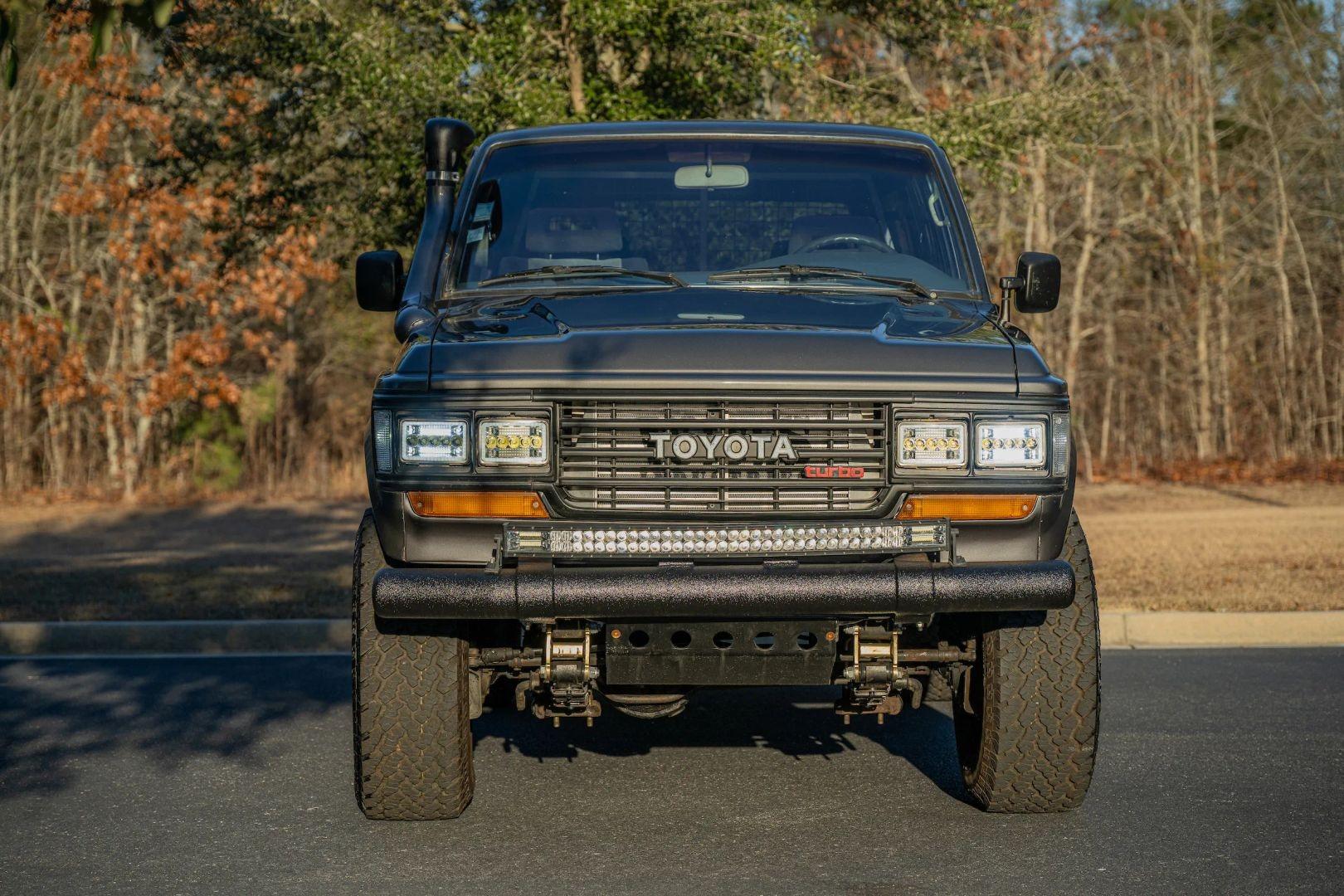 1988 Toyota Land Cruiser HJ61 - 5