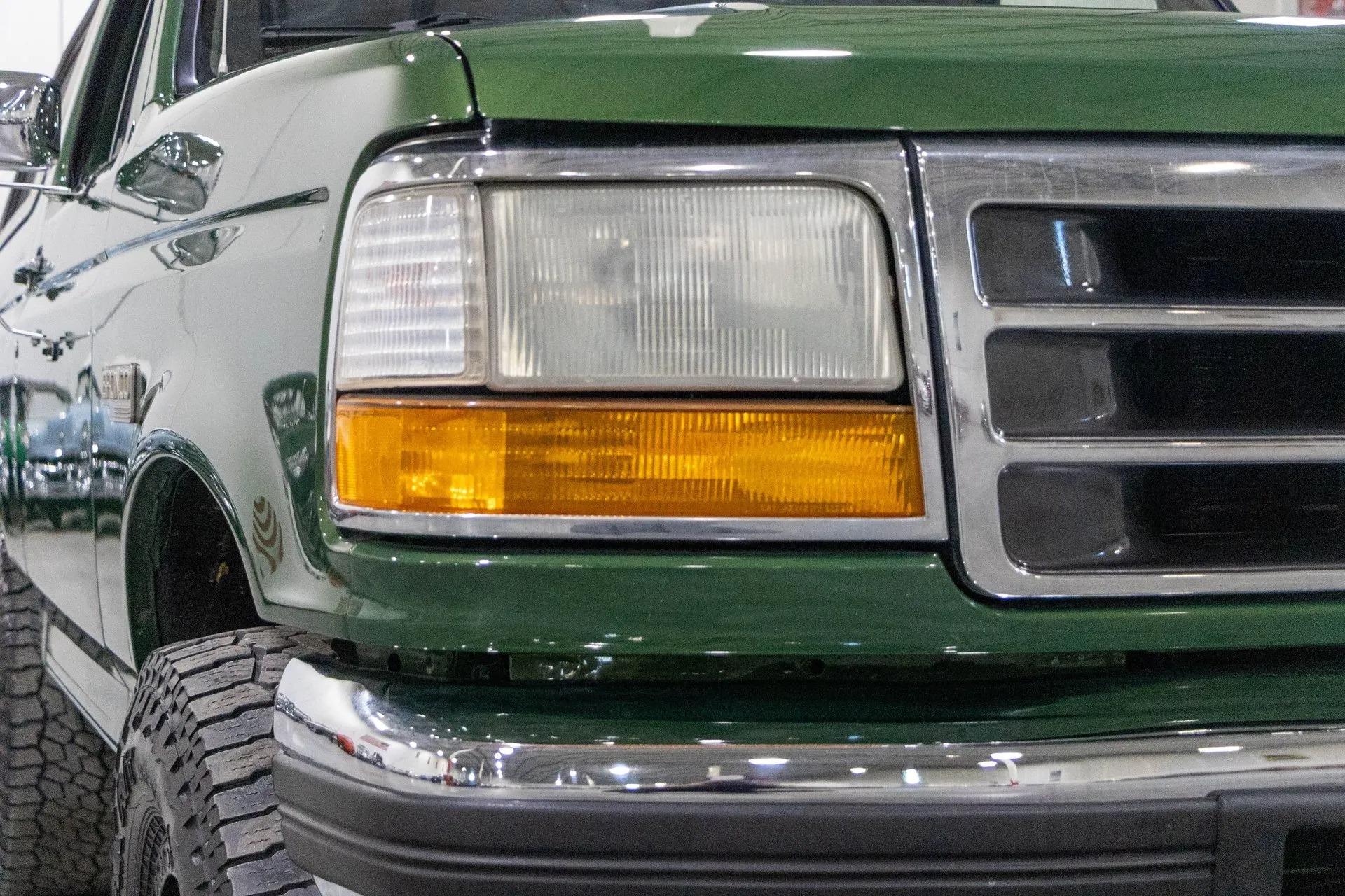 1995 Ford Bronco XLT