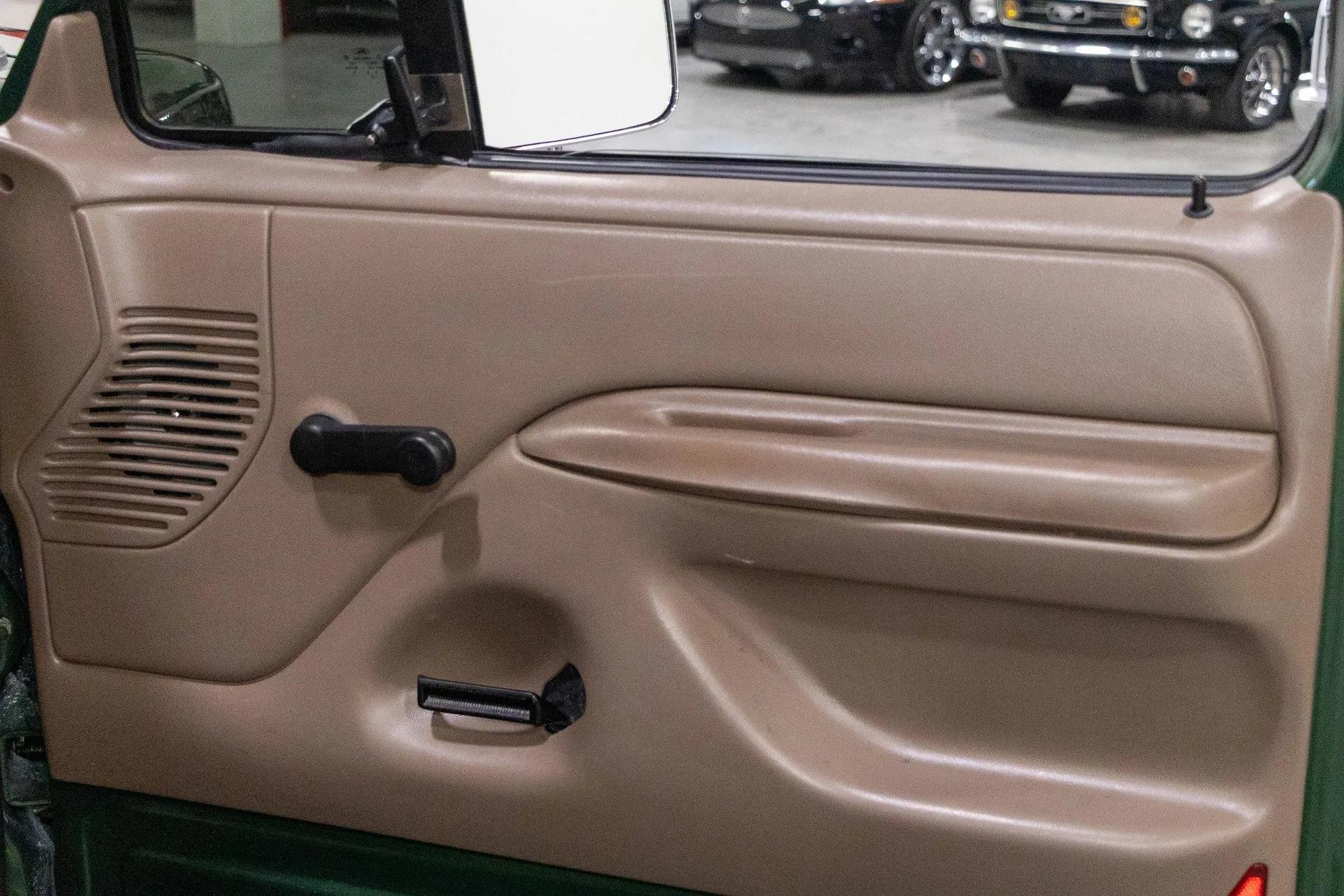 1995 Ford Bronco XLT