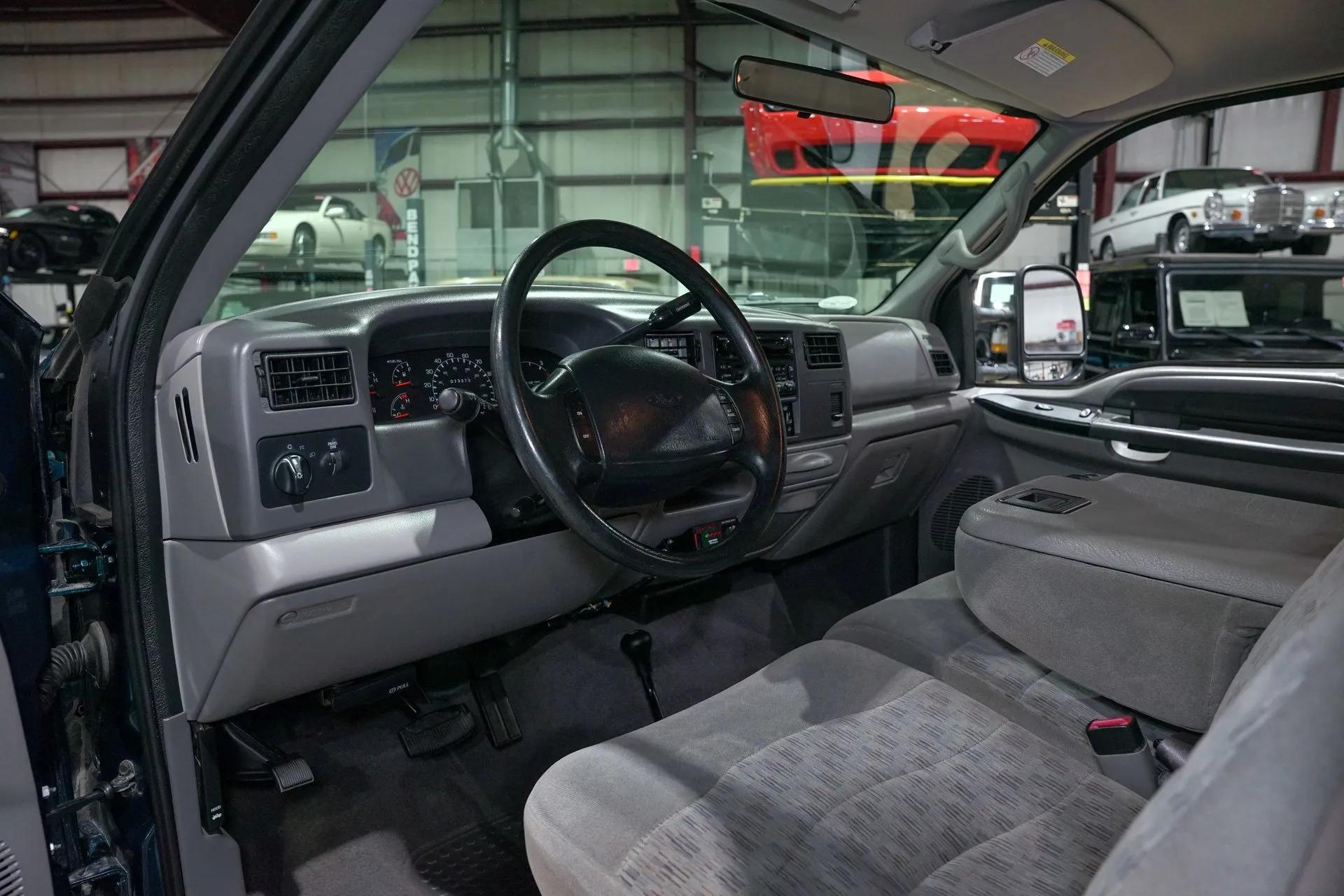 1999 Ford F-250 Super Duty XLT - 3