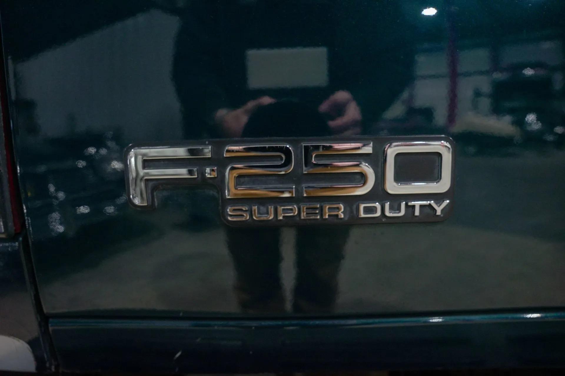 1999 Ford F-250 Super Duty XLT