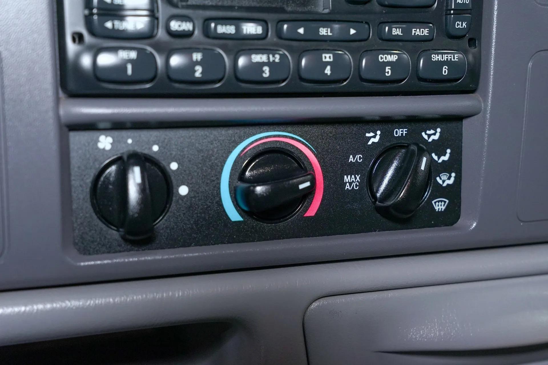 1999 Ford F-250 Super Duty XLT