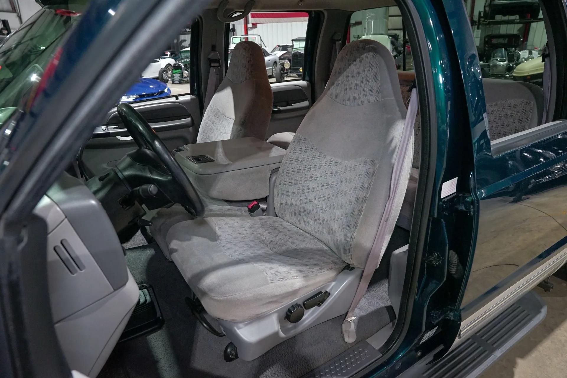 1999 Ford F-250 Super Duty XLT