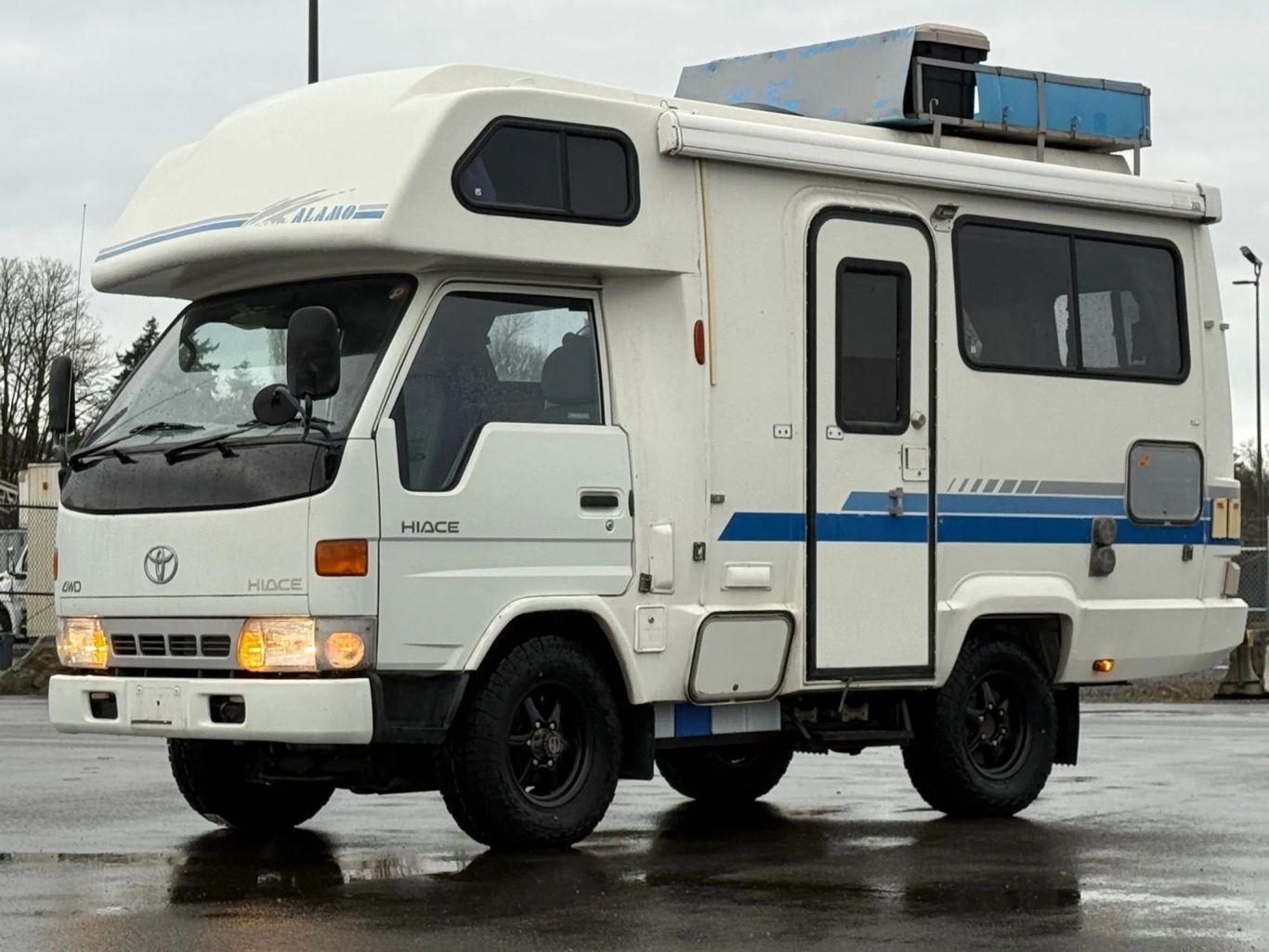 1996 Toyota HiAce Alamo LY151 - 4