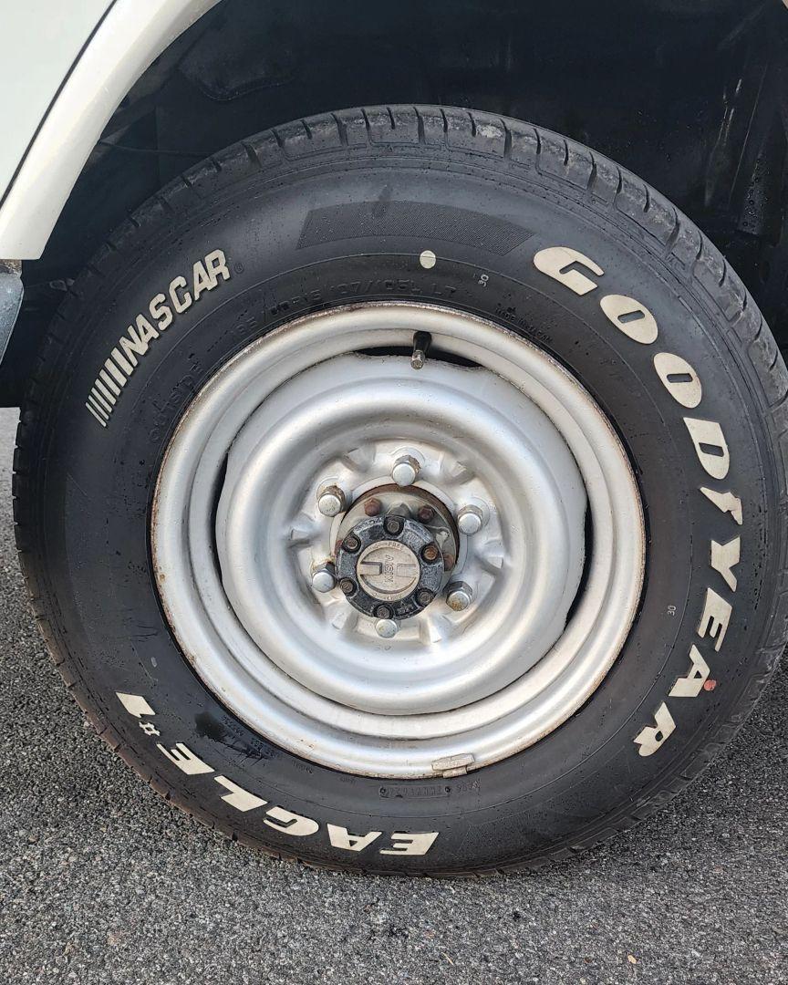 1996 Toyota HiAce Alimo (LY151)