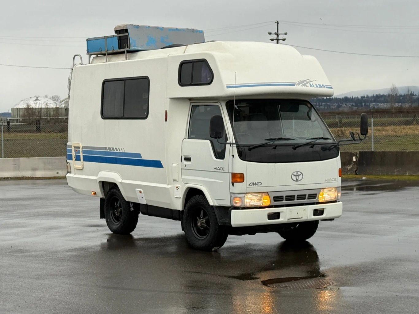 1996 Toyota HiAce Alamo LY151 - 3