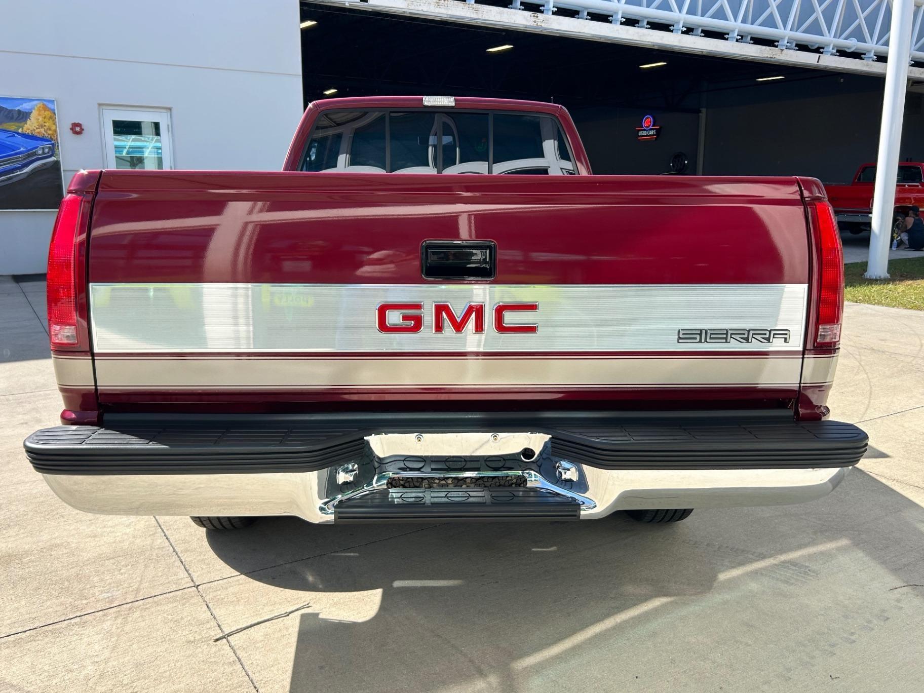 1989 GMC C1500 Sierra Santa Fe Edition