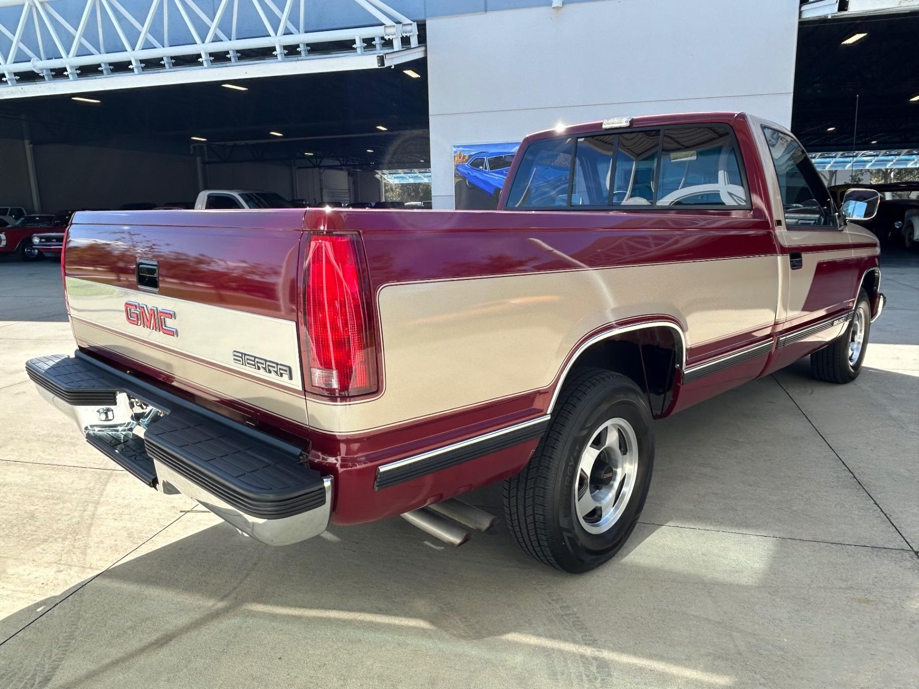 1989 GMC C1500 Sierra Santa Fe Edition - 5