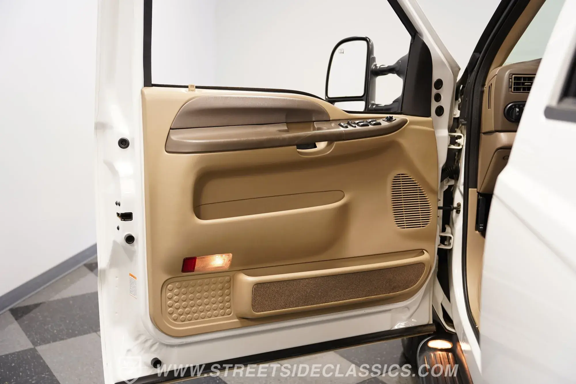 2002 Ford Excursion XLT 4×4