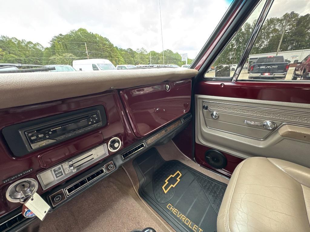 Restored 1972 Chevrolet Surburban