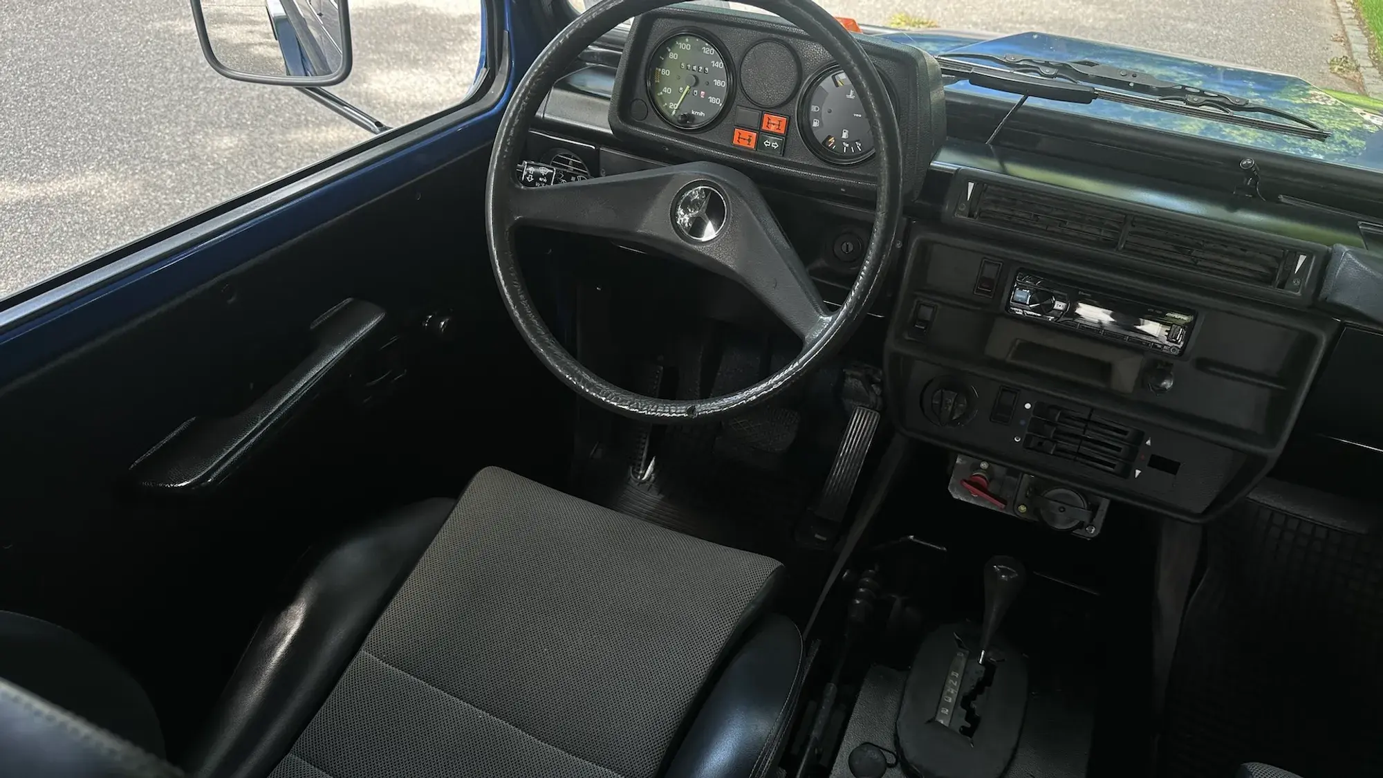 1990 Mercedes-Benz 230GE