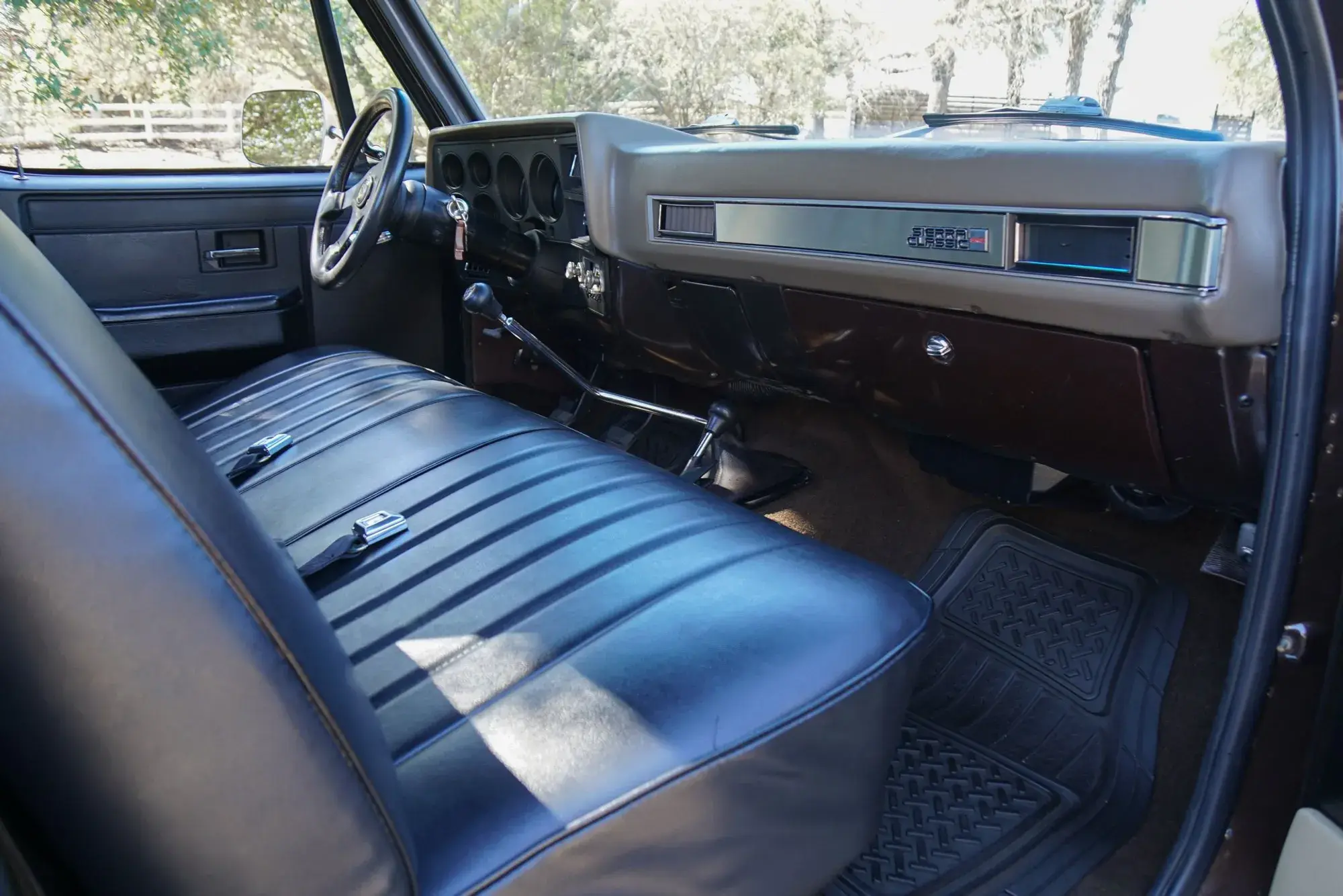 1983 GMC K2500 Sierra Classic