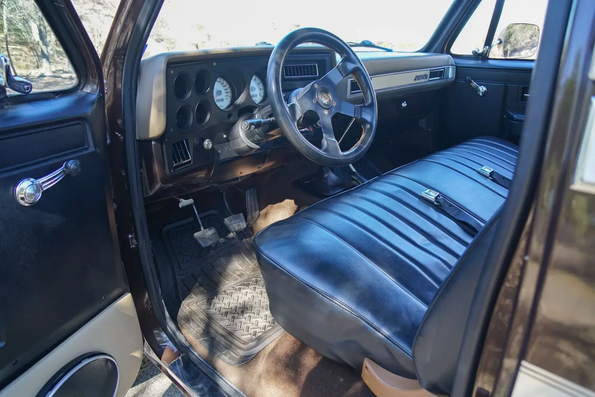 1983 GMC K2500 Sierra Classic