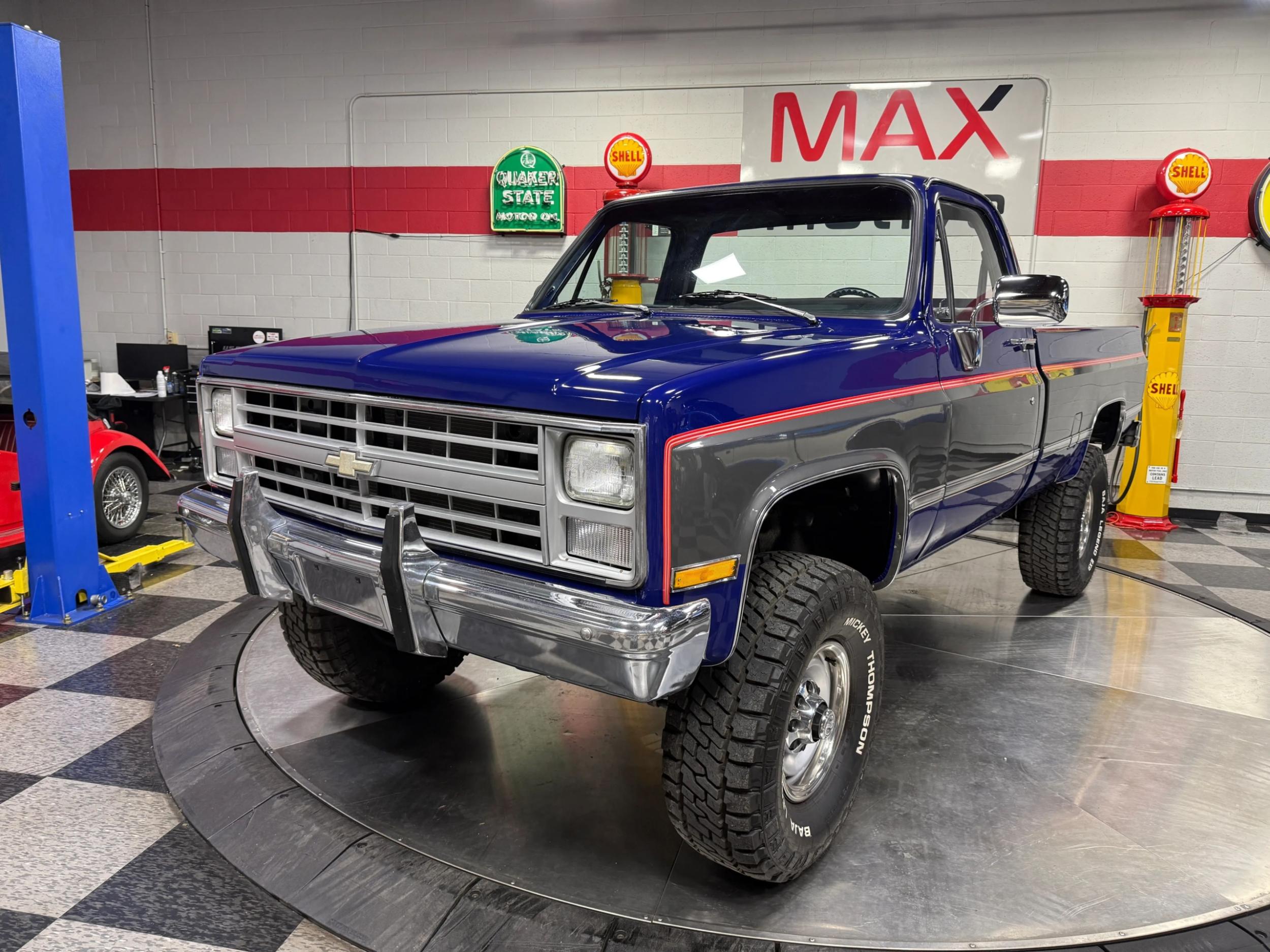 1987 Chevrolet V20 Silverado - 4