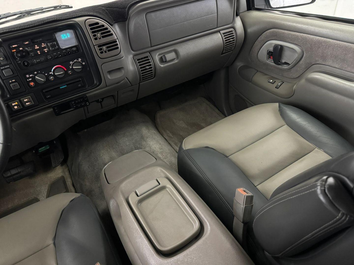 1-Owner 2000 Chevrolet Tahoe Z71