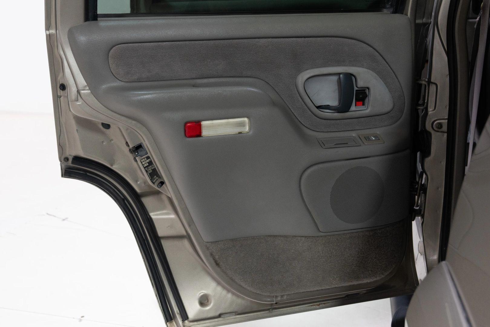 1-Owner 2000 Chevrolet Tahoe Z71