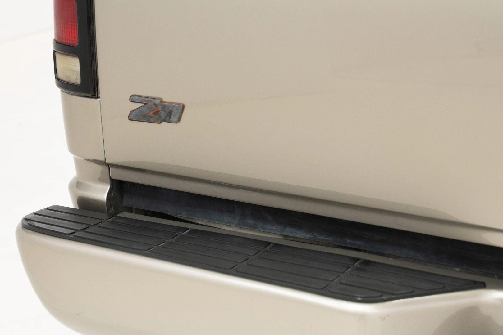 1-Owner 2000 Chevrolet Tahoe Z71