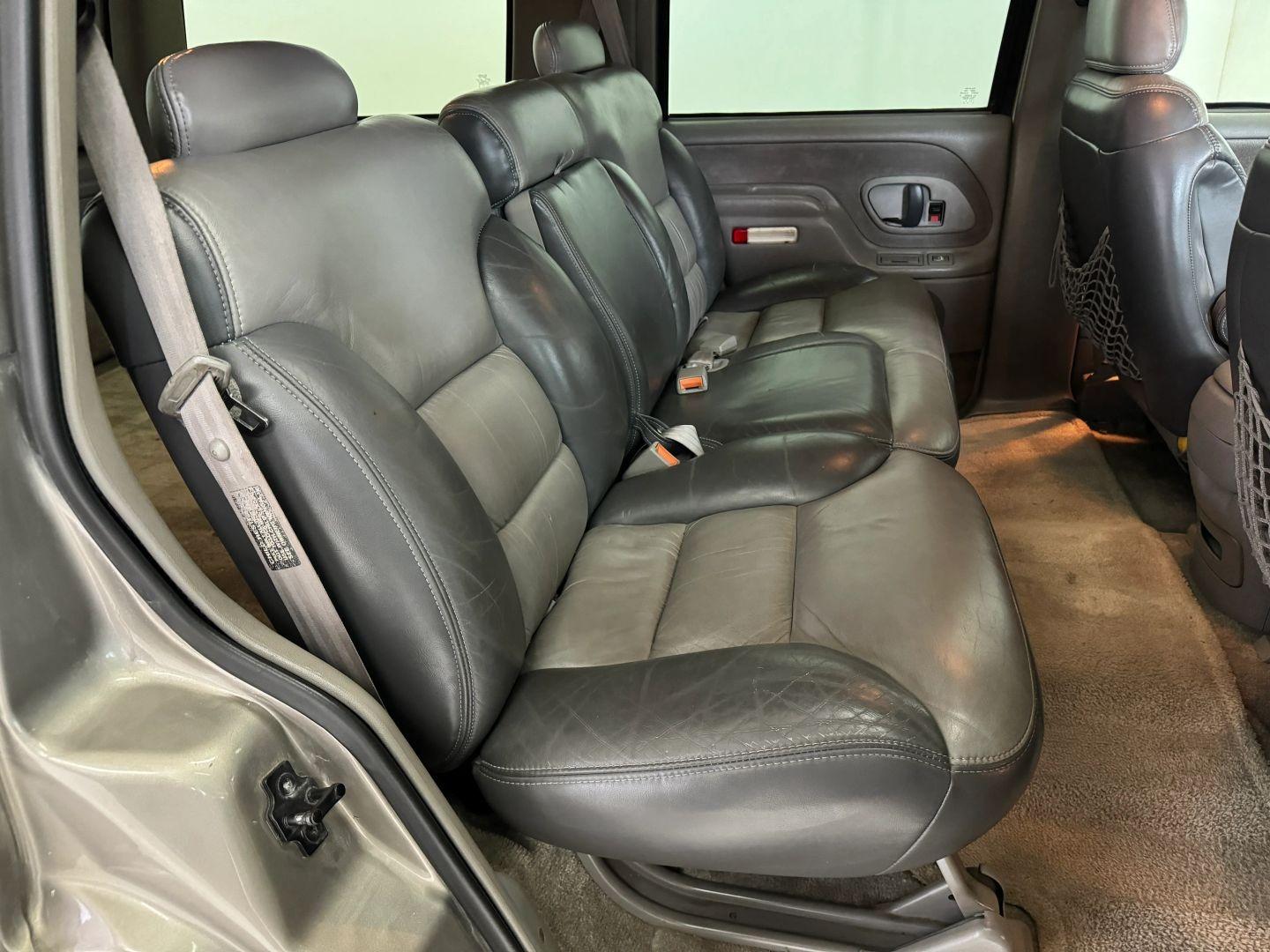 1-Owner 2000 Chevrolet Tahoe Z71