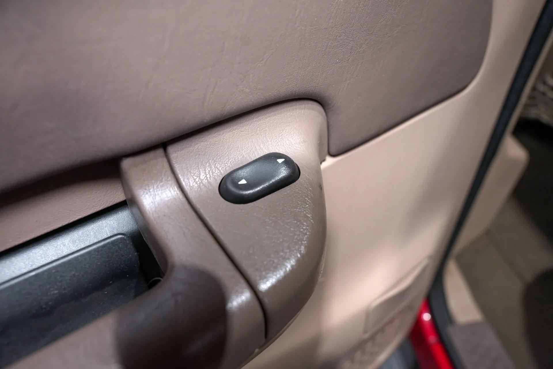 1999 Ford F-350 Super Duty Lariat