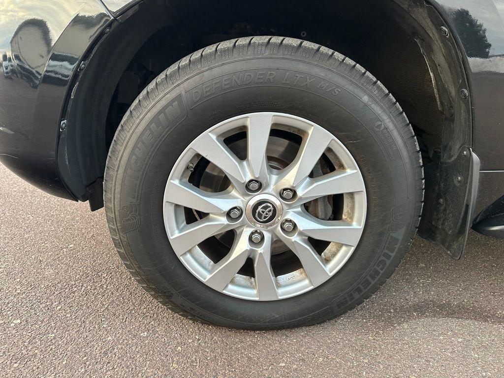 2016 Toyota Land Cruiser