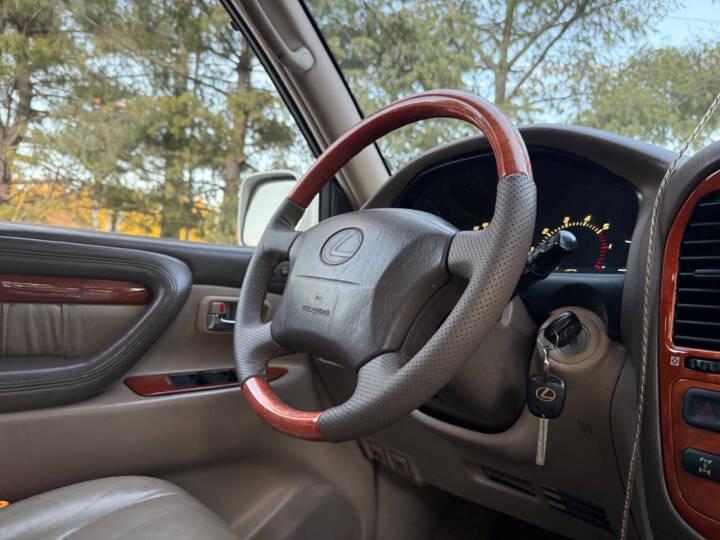2000 Lexus LX 470