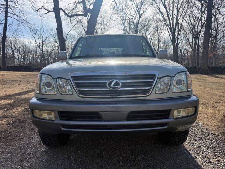 2004 Lexus LX 470