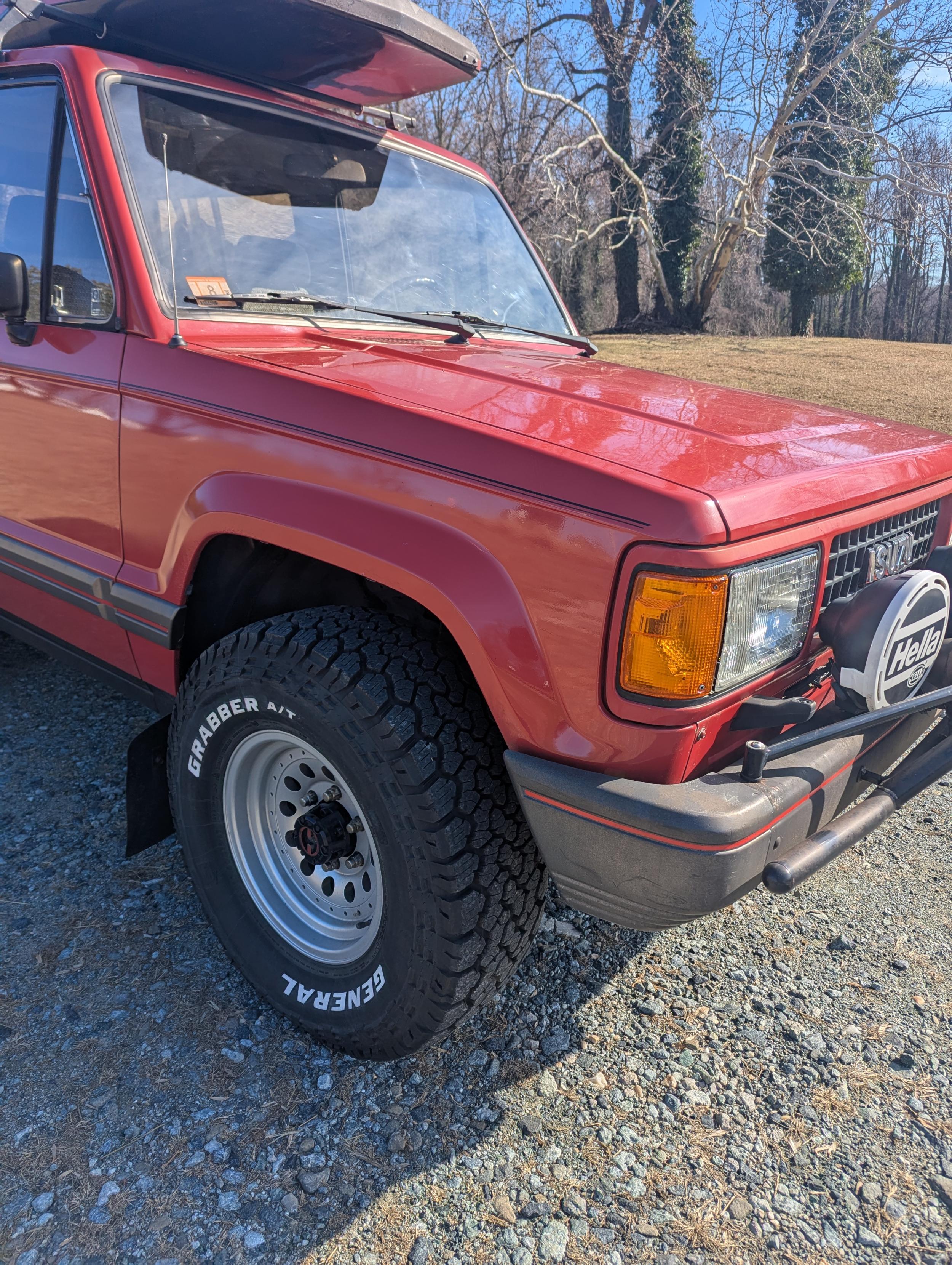 56k-Mile 1989 Isuzu Trooper RS