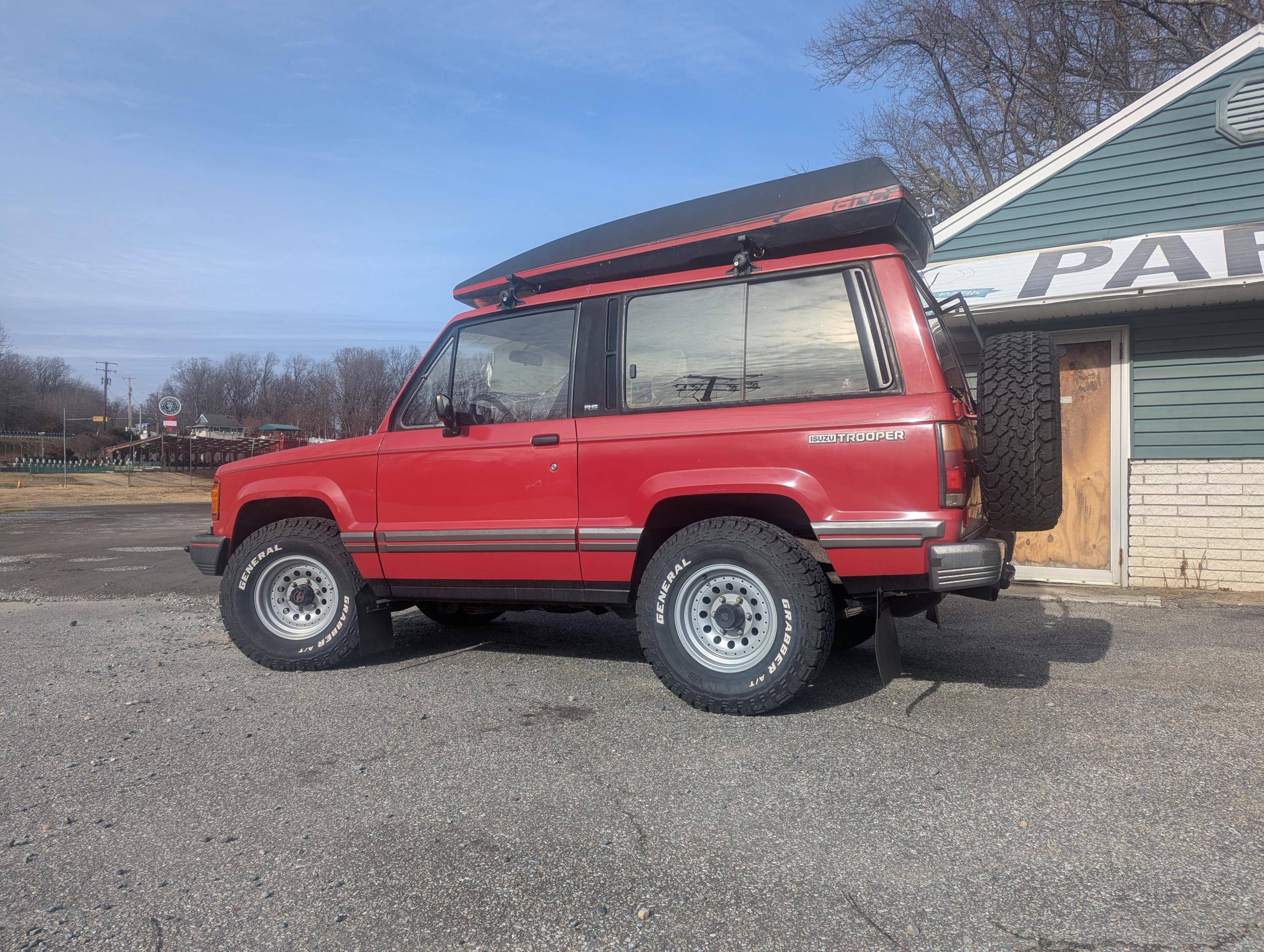 56k-Mile 1989 Isuzu Trooper RS