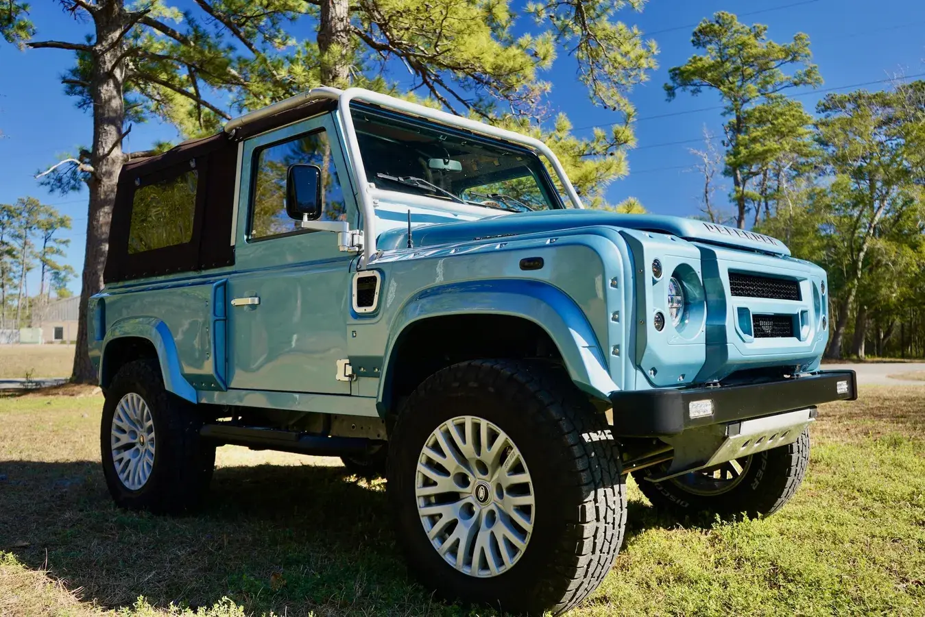 2022 Osprey Defender