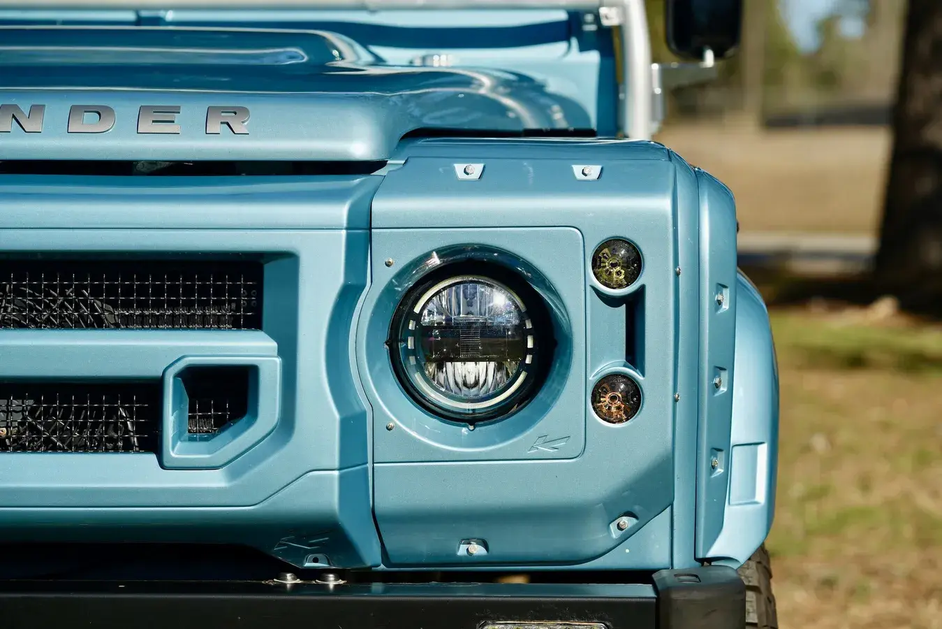 2022 Osprey Defender