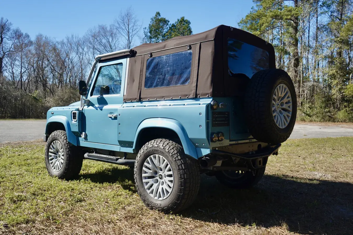 2022 Osprey Defender