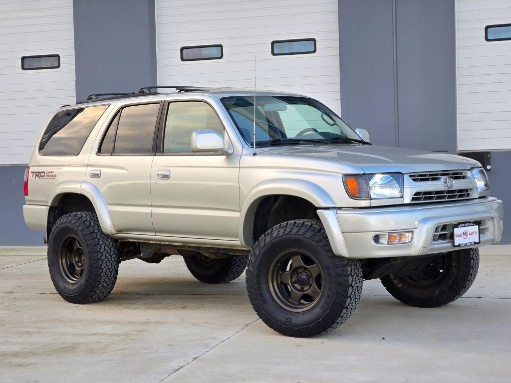 2000 Toyota 4Runner SR5