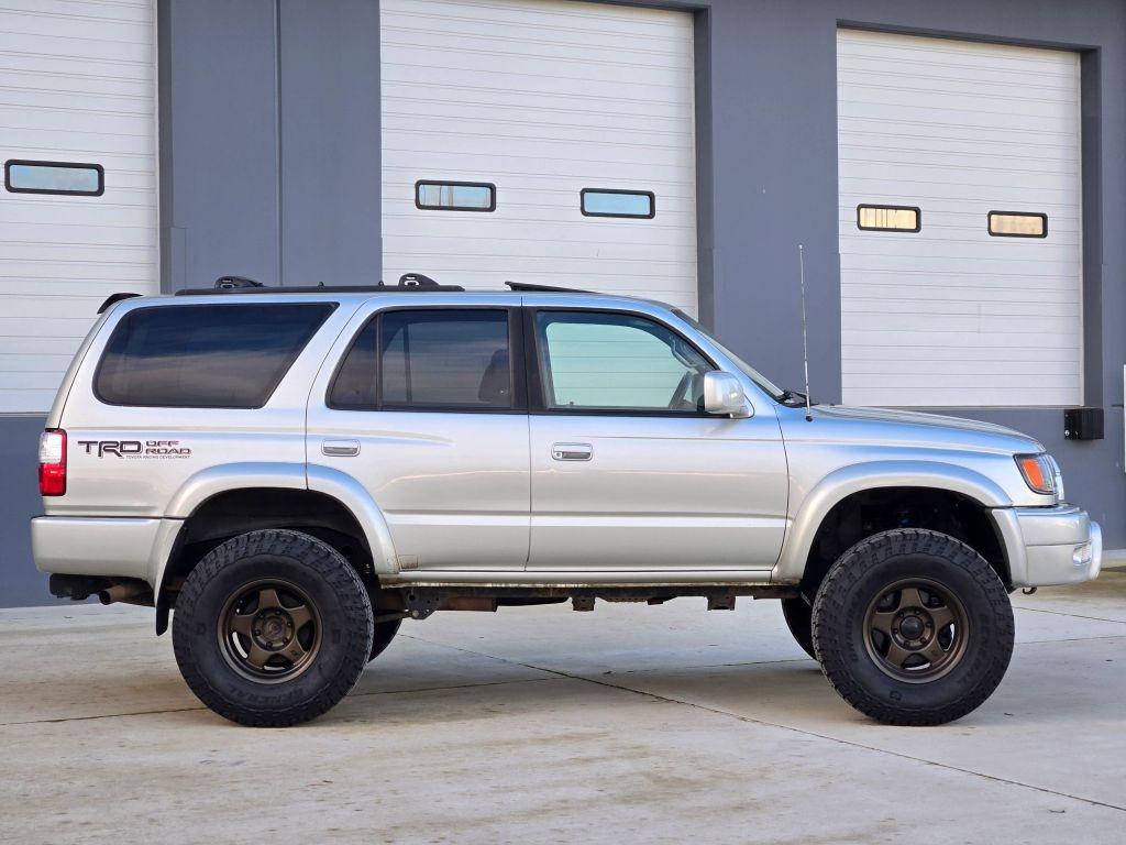 2000 Toyota 4Runner SR5 - 2