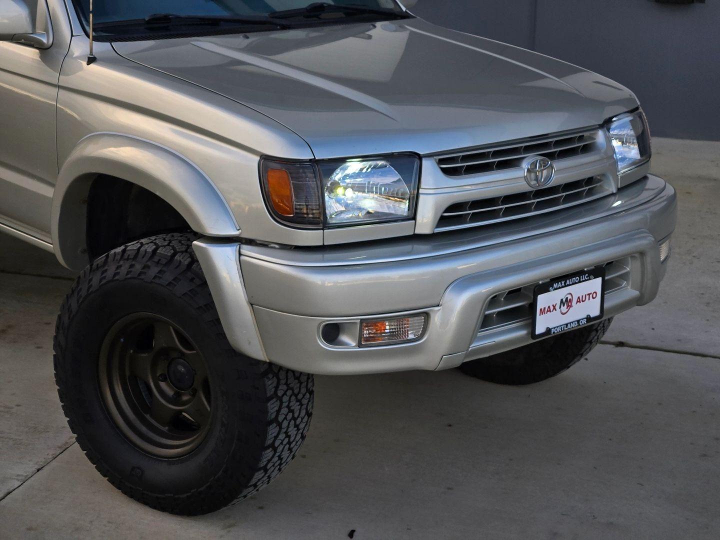 2000 Toyota 4Runner SR5