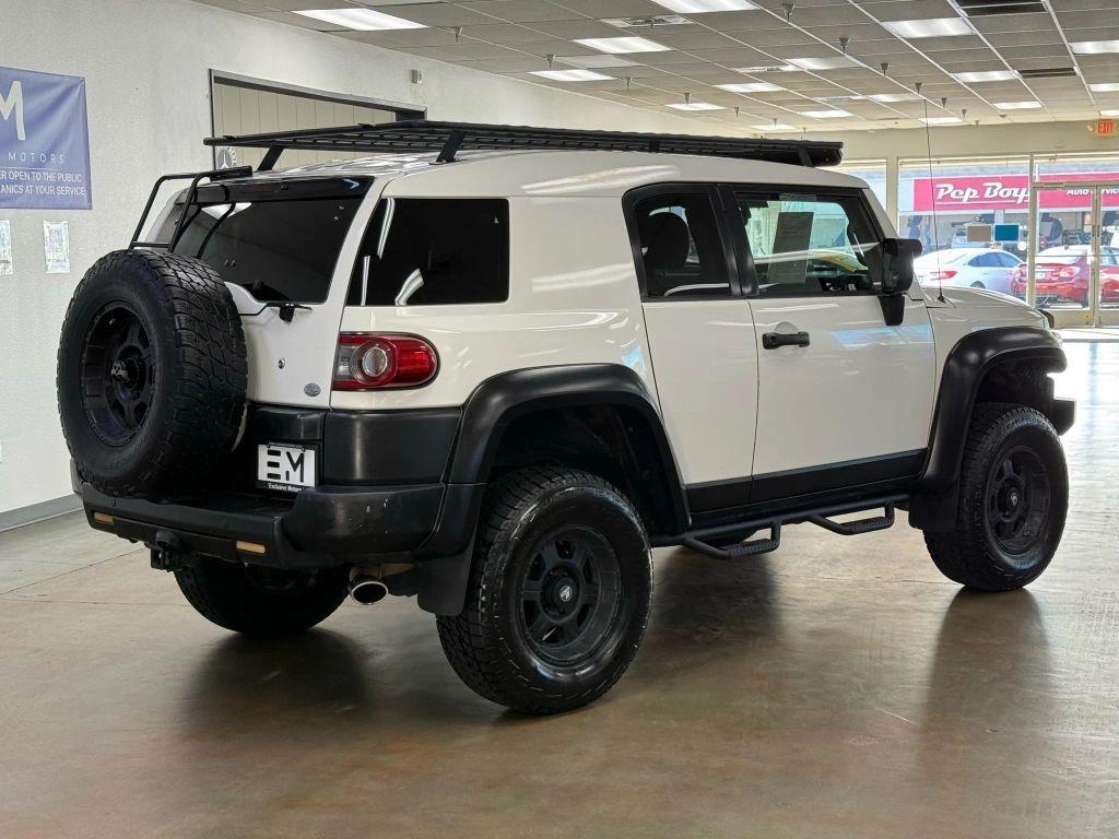 2014 Toyota FJ Cruiser - 2