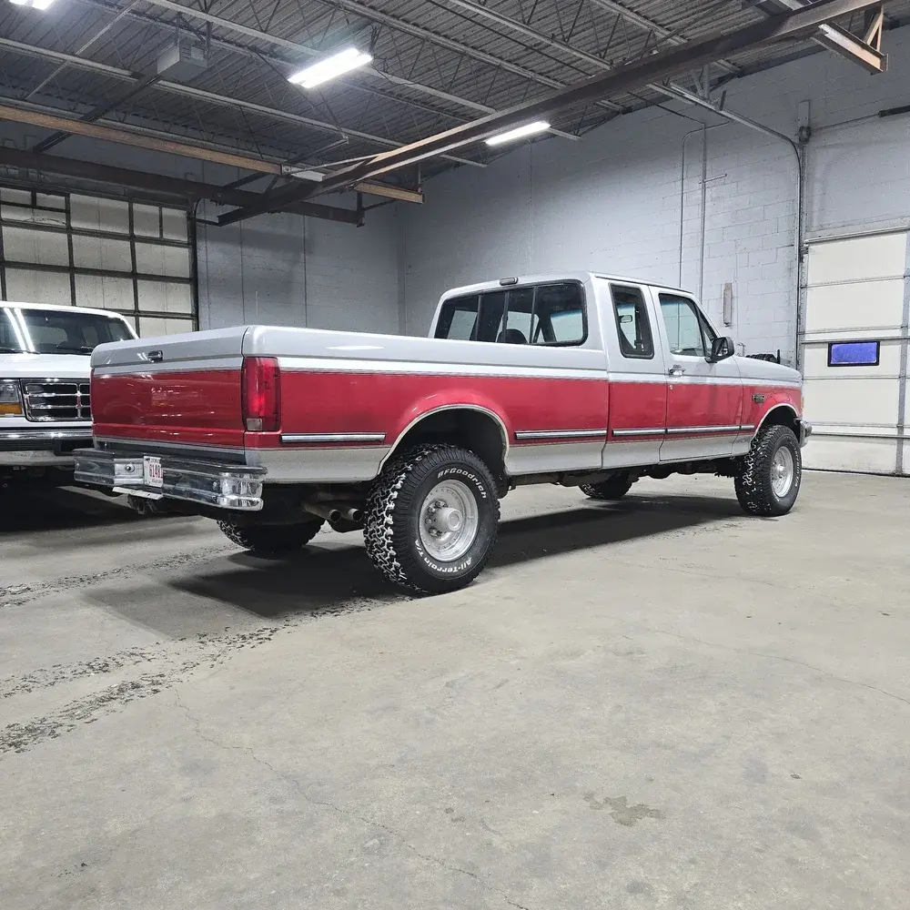 1993 Ford F-250 XLT - 4