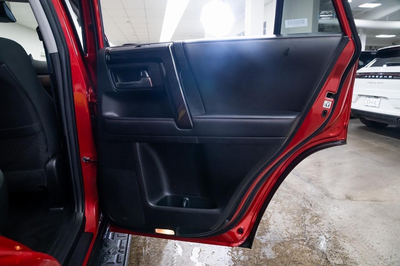 2022 Toyota 4Runner TRD Off-Road